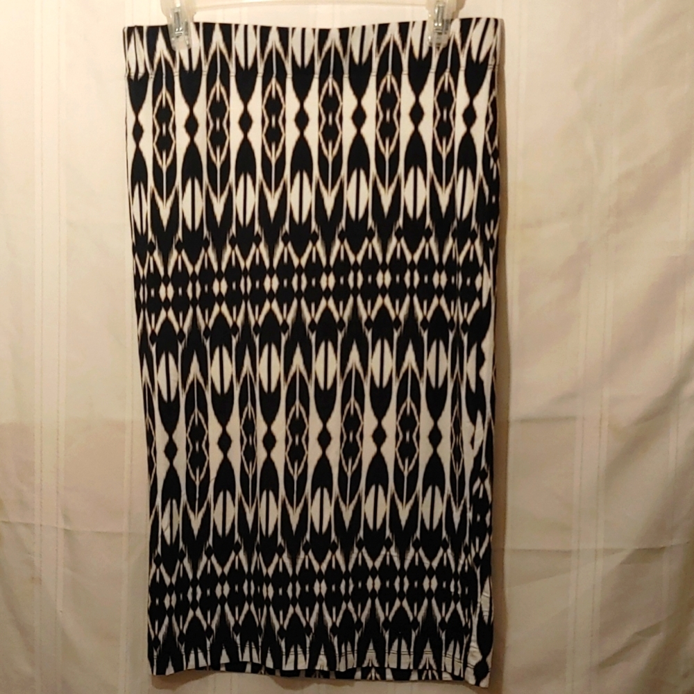 APT.9 Skirt